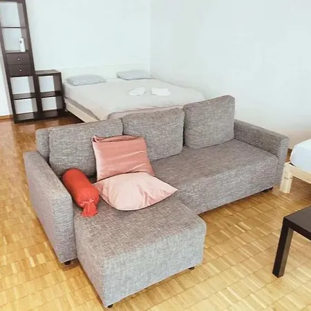 Large Flat, Downtown Center Next To Hb Main Station Muller - Self Checkin * Zürih