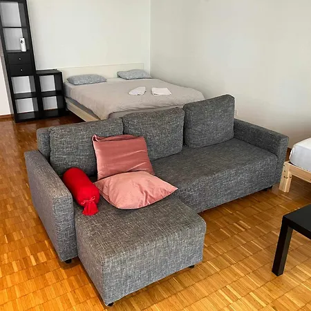 דירה Large Flat, Downtown Center Next To Hb Main Station Muller - Self Checkin *