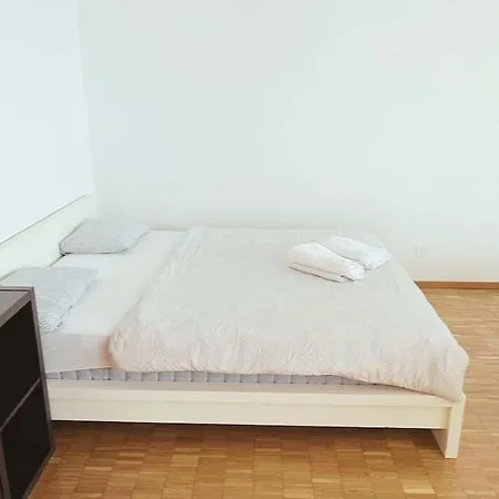 Large Flat, Downtown Center Next To Hb Main Station Muller - Self Checkin Апартаменти Цюрих